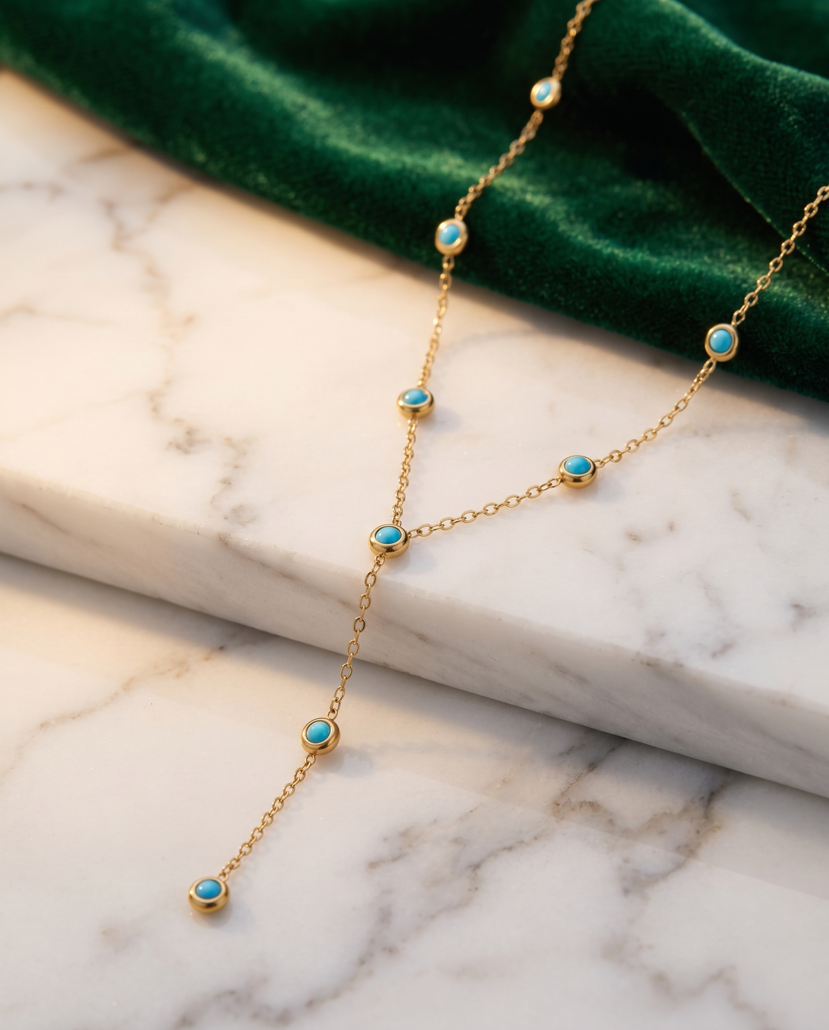 Cascade Halskette – Gold, Editorial Marmor