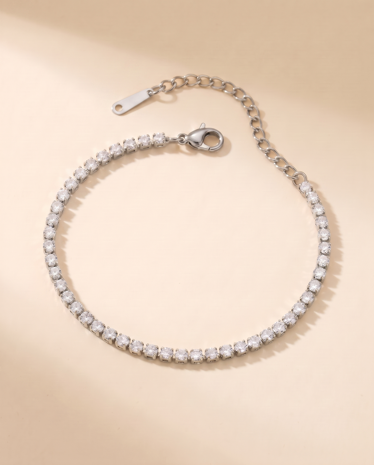 Éclat Armband – 2 mm Silber, Studio-Packshot