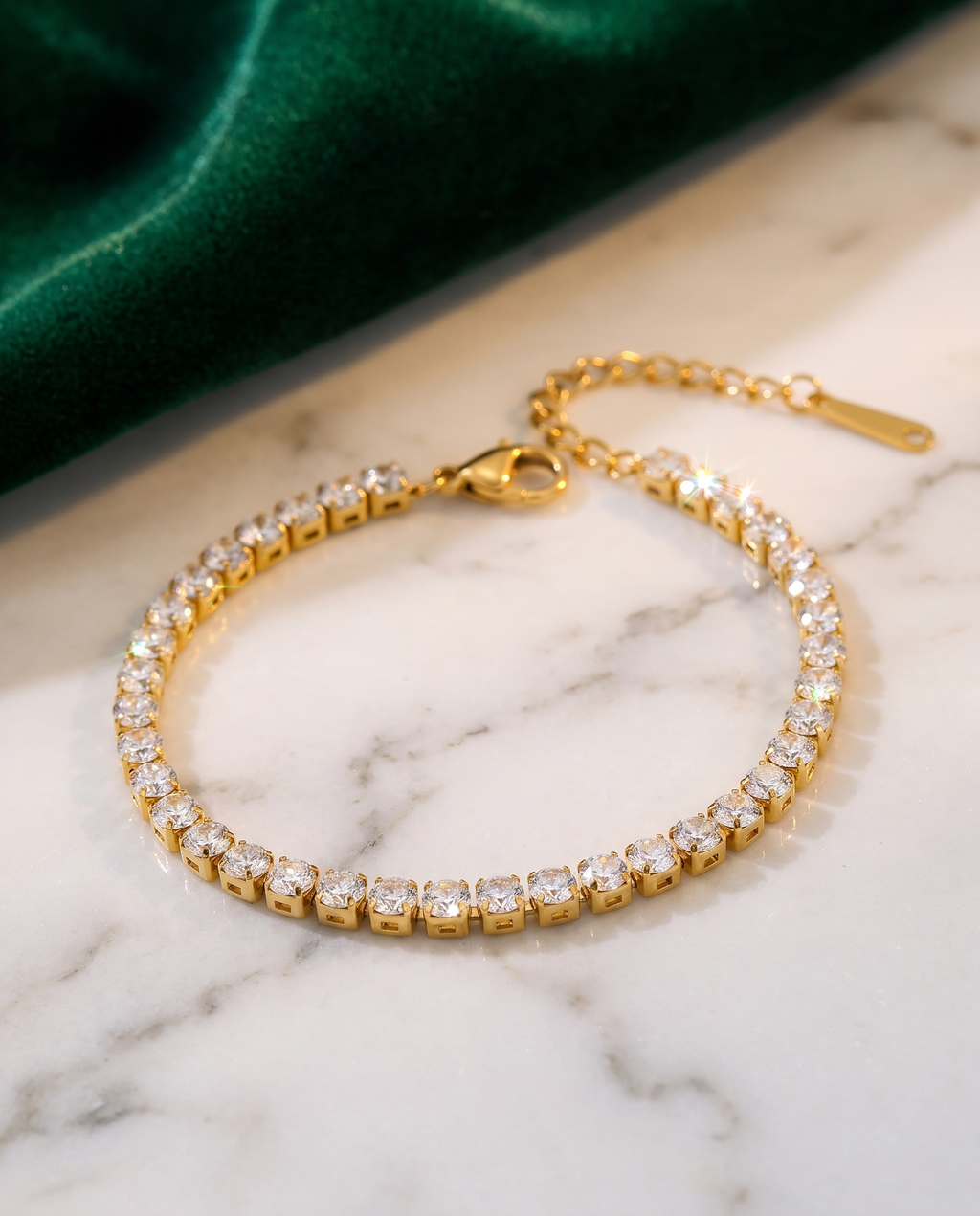 Éclat Armband – 3 mm Gold, Editorial Marmor