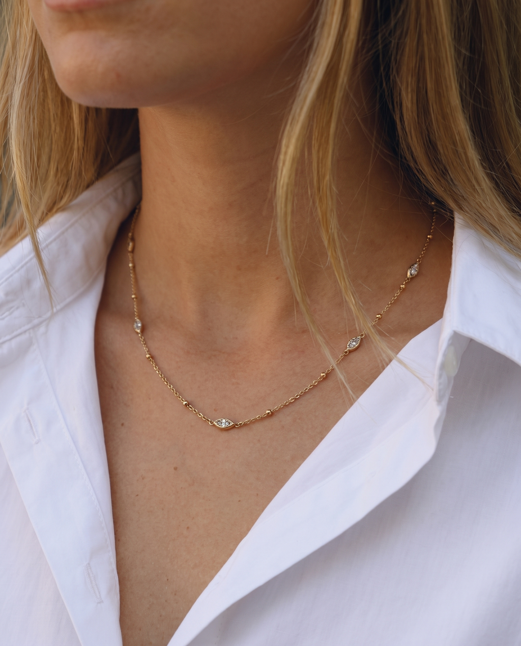 Fashio Halskette – Gold, getragen