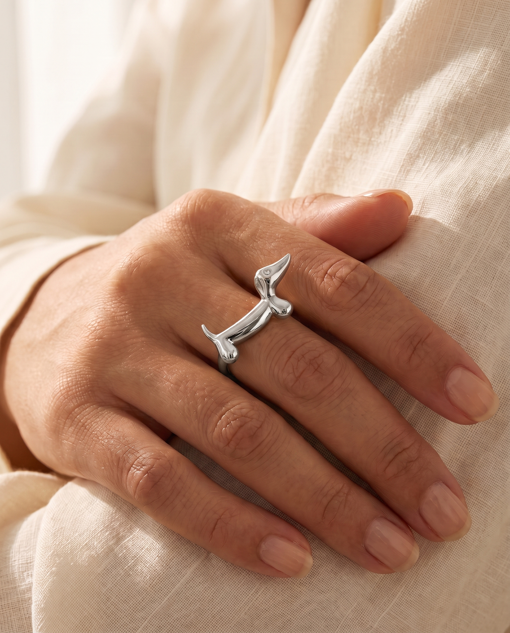 Fidèle Ring – Silber, Lifestyle am Finger