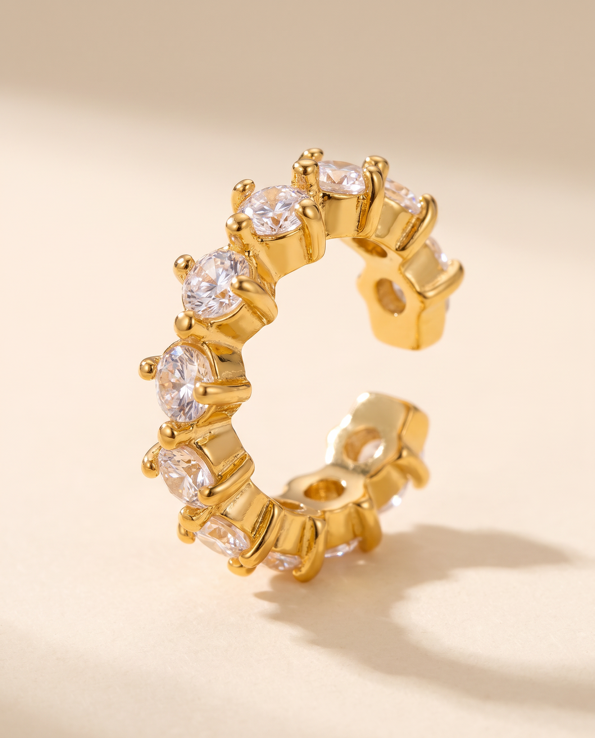 Lueur Ear Cuff – Gold, Studio-Packshot