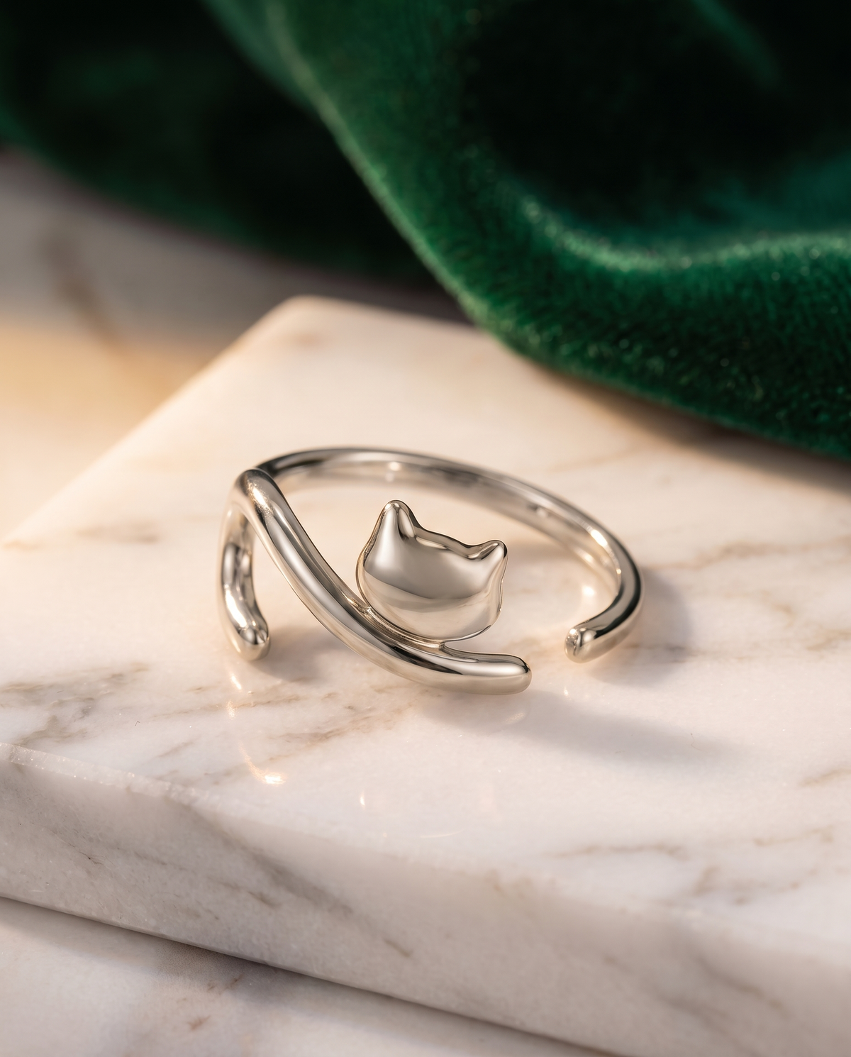 Minou Ring – Silber, Editorial Marmor