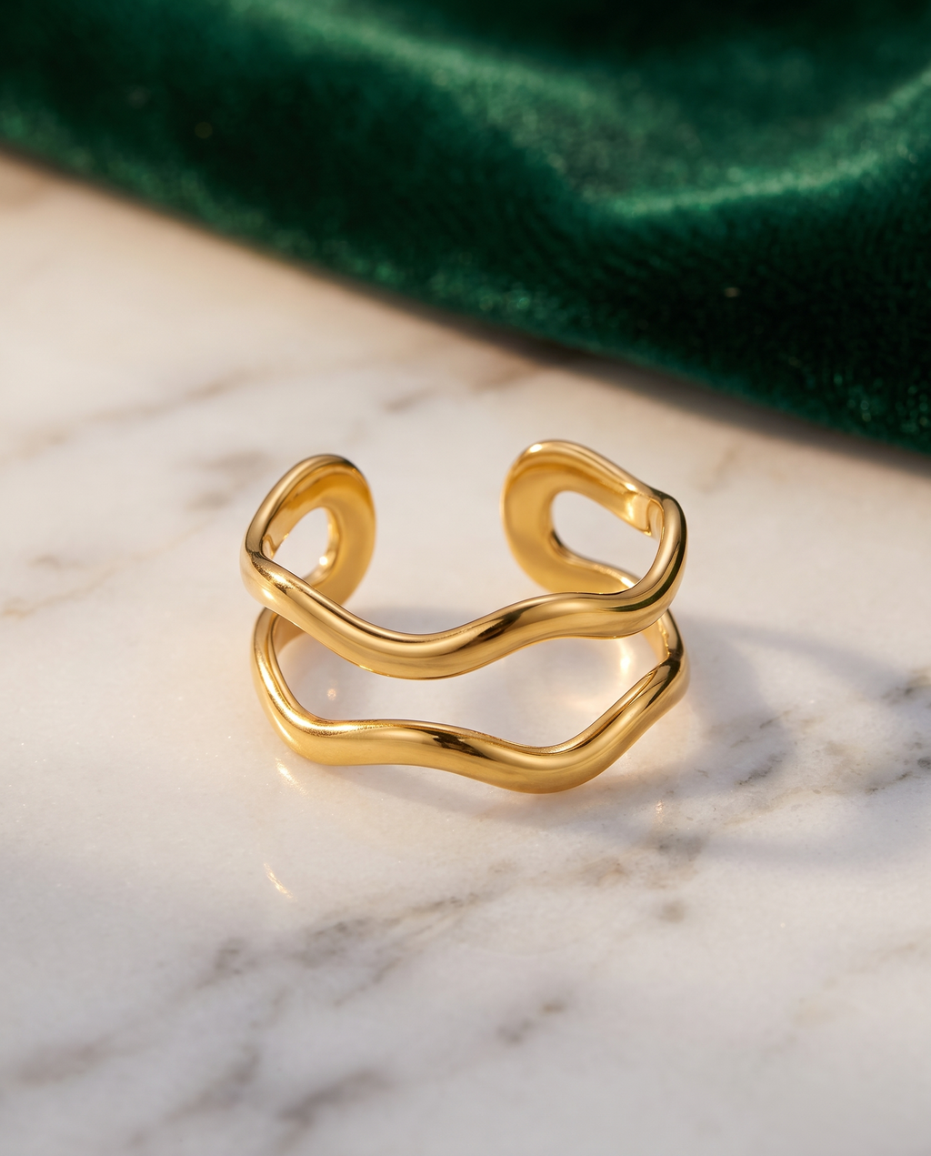Vague Ring – Gold, Editorial Marmor